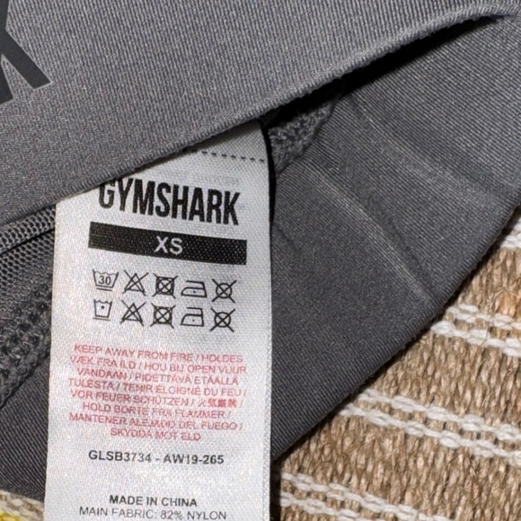 Gymshark Nonstop Gray High Zippered Neck Sports Bra Size XS Hidden Pocket - Picture 3 of 5